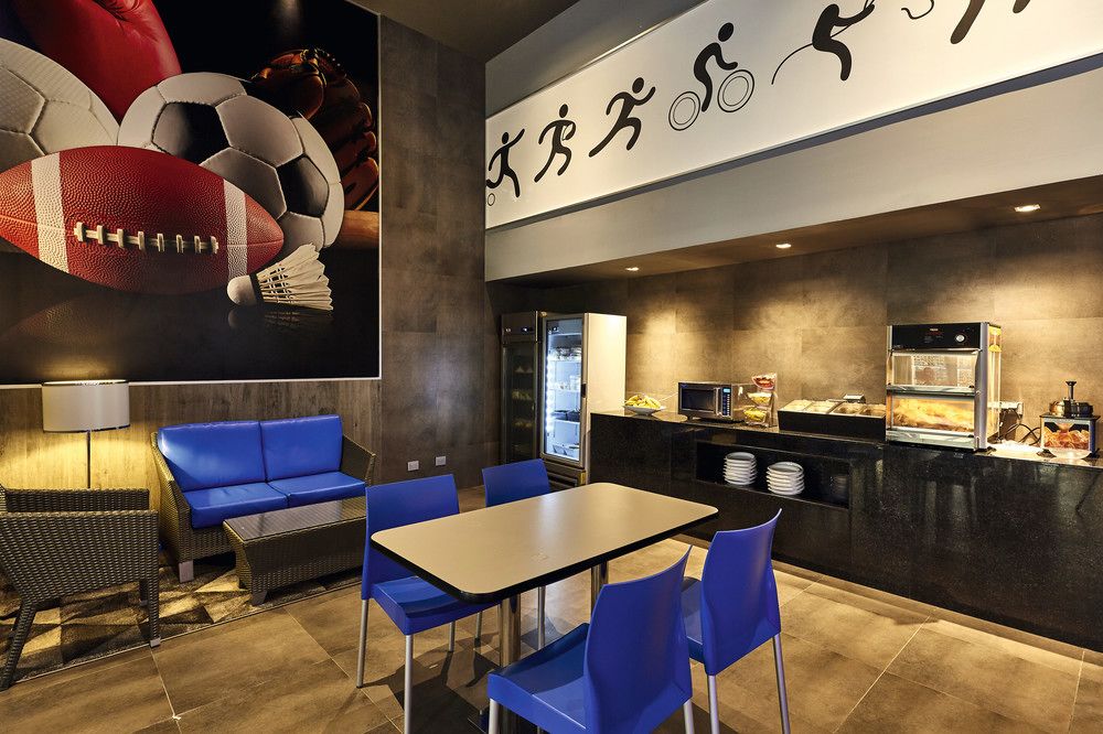 Sports Bar