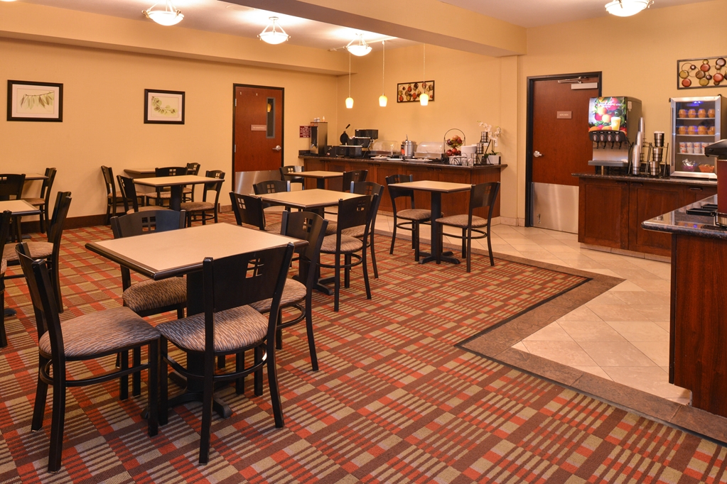 Best Western Wilsonville Inn & Suites - photo 6