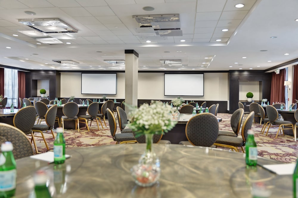 Crowne Plaza Houston Galleria Area by IHG - photo 86
