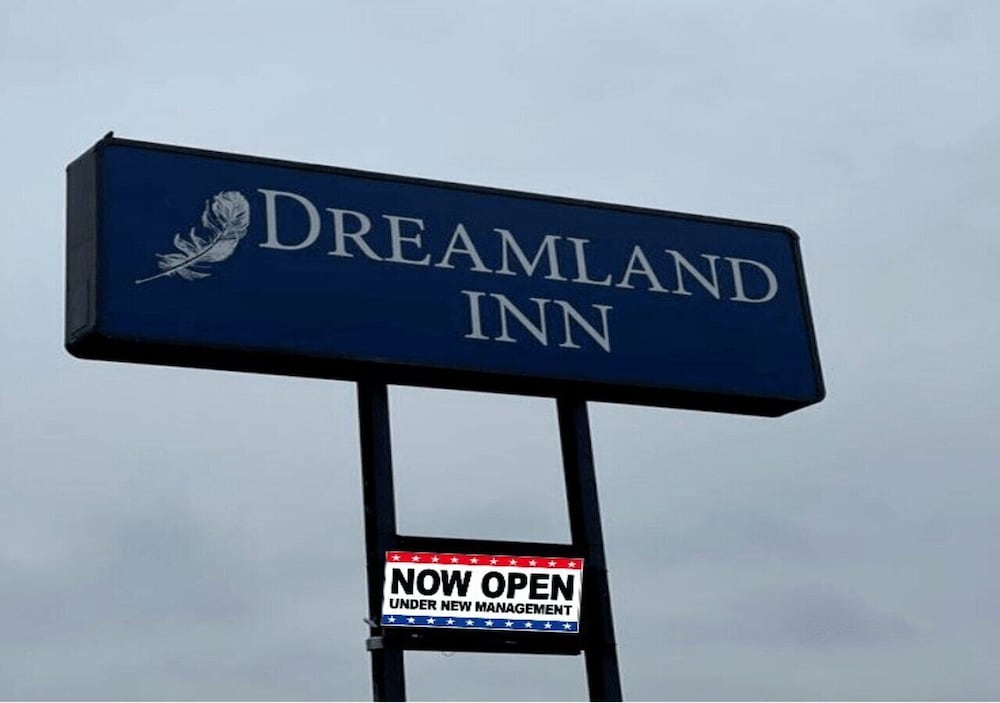 Dreamland Inn - featured photo