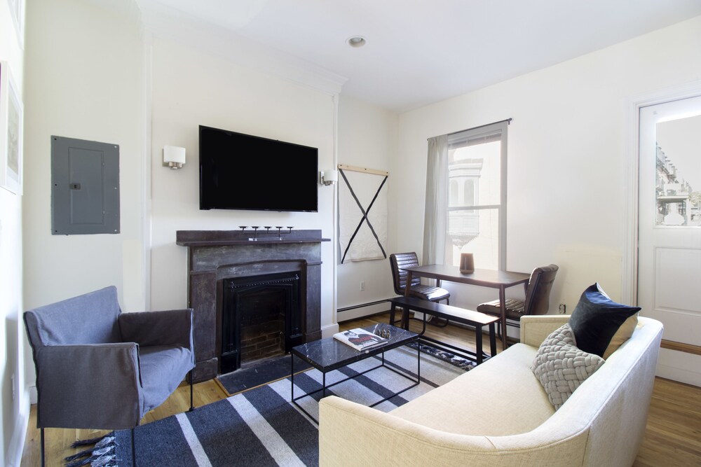 Playful South End Suites by Sonder in Boston, United States