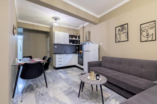 Central 148 Apartment — 4-Star Luxury Hotel in Alexandroupoli, Greece