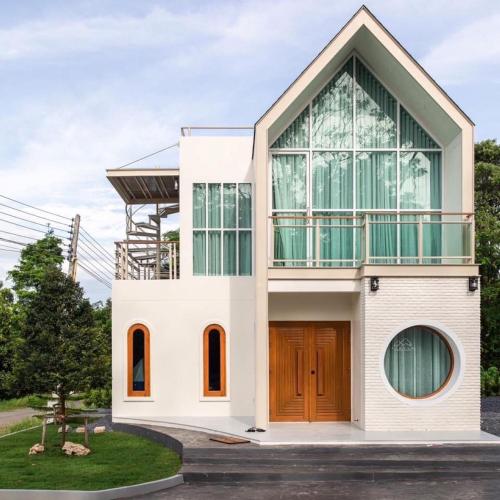 Circle De Montana Khaoyai เซอร์เคิล ดิ มอนทาน่า เขาใหญ่ — 4-Star Luxury Hotel in Ban Rai, Thailand