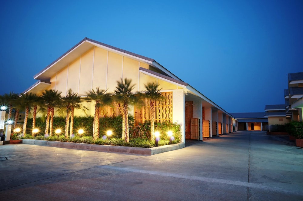Roses Hua Hin Hotel — hotel near Hua Hin Airport