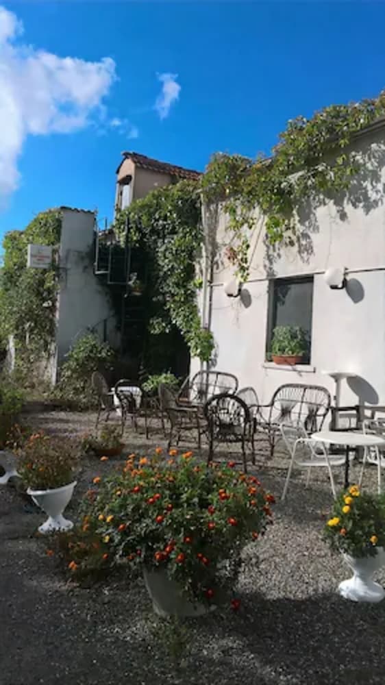 Le Dieci Querce — hotel in Tortorella