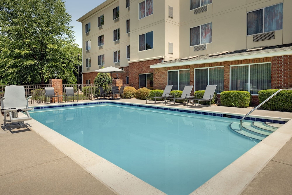 Fairfield Inn & Suites by Marriott Roanoke Hollins I 81 - photo 24