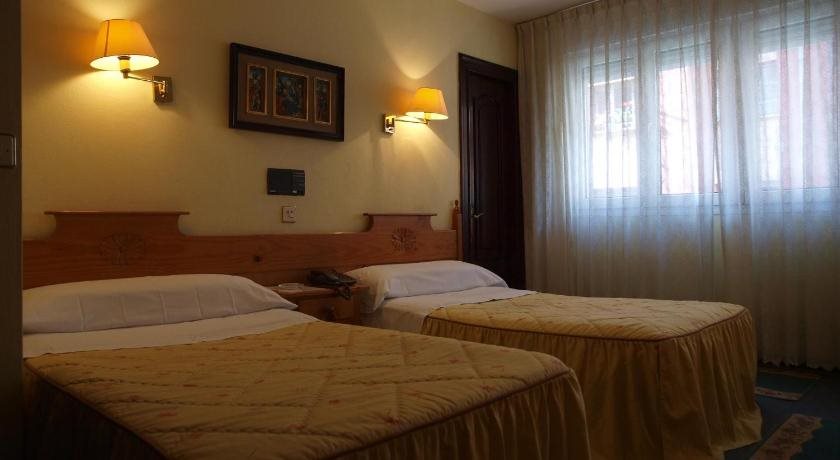 Hotel Paris - last minute hotel in Gijon