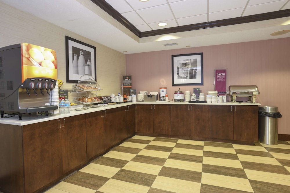 Hampton Inn Cincinnati Eastgate - photo 18