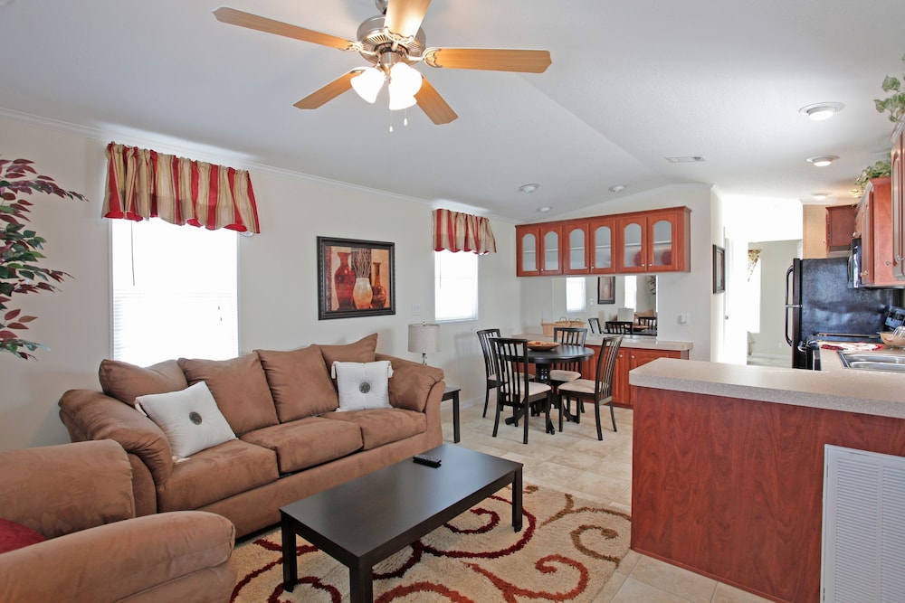 Lake Magic RV Resort - photo 16