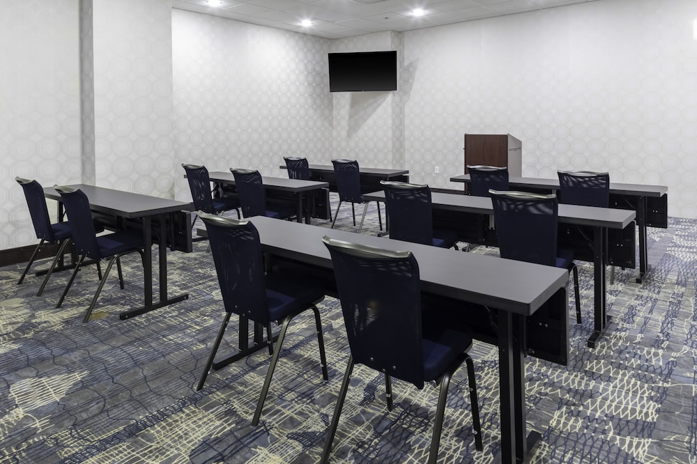Homewood Suites by Hilton St Louis Galleria - photo 45
