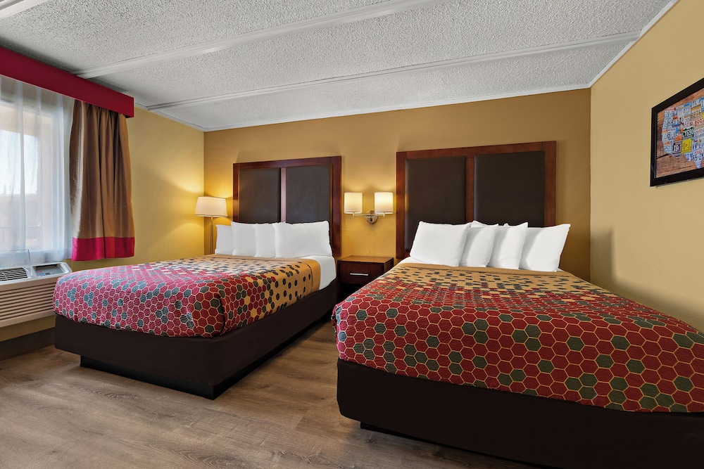 Kings House Motor Hotel a Dazzler Select by Wyndham - photo 16