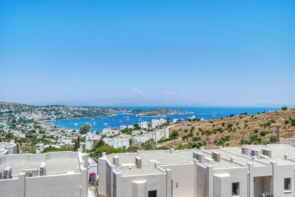 Olira Türkbükü Residences — 4-Star Luxury Hotel in Bodrum, Turkey