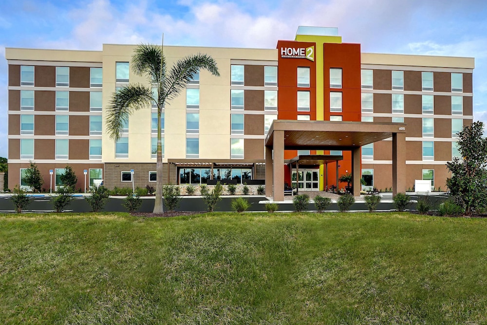 Home2 Suites by Hilton Lakewood Ranch - photo 45
