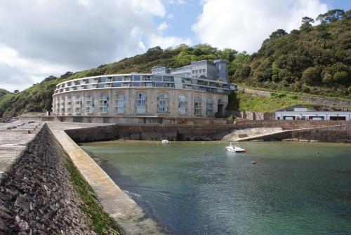 Apartment 39 — 4-Star Luxury Hotel in Torpoint, United Kingdom