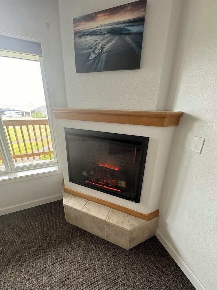Sunset Oceanfront Lodging - photo 107