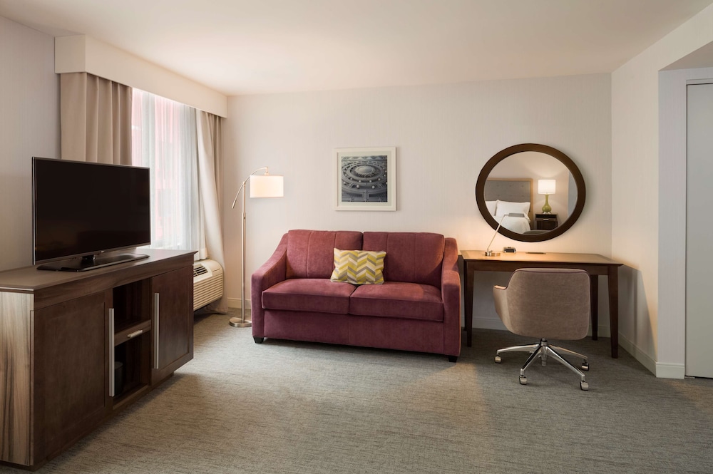 Hampton Inn Manhattan Times Square South - photo 22