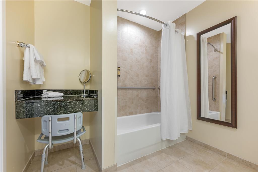 Best Western Plus Vineyard Inn & Suites - photo 22