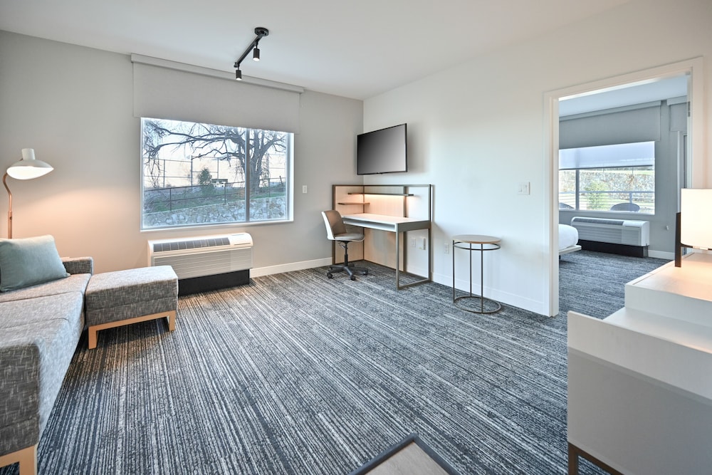 Towneplace Suites By Marriott Norfolk - photo 4