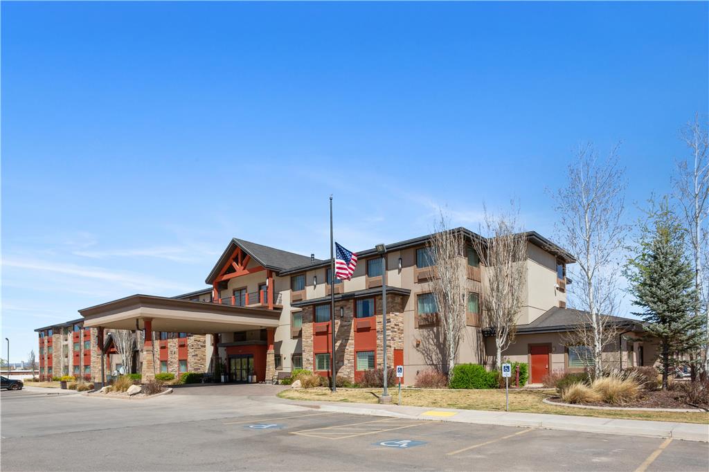 Best Western Plus Landmark Hotel - photo 13