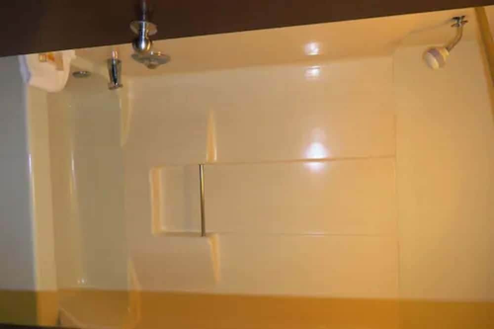 Days Inn by Wyndham Plainfield - photo 20