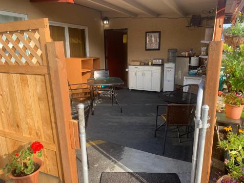 Fir Grove Motel - photo 17