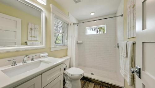 Canal Upper Gorgeous 3 bed 3 bath near SK Village - photo 25