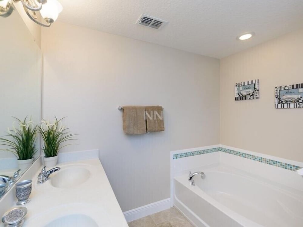 Fv61774 Solterra Resort 5 Bed 4.5 Baths Villa - photo 16