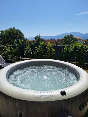 Apartment Tanya with jacuzzi — 4-Star Luxury Hotel in Rijeka, Croatia