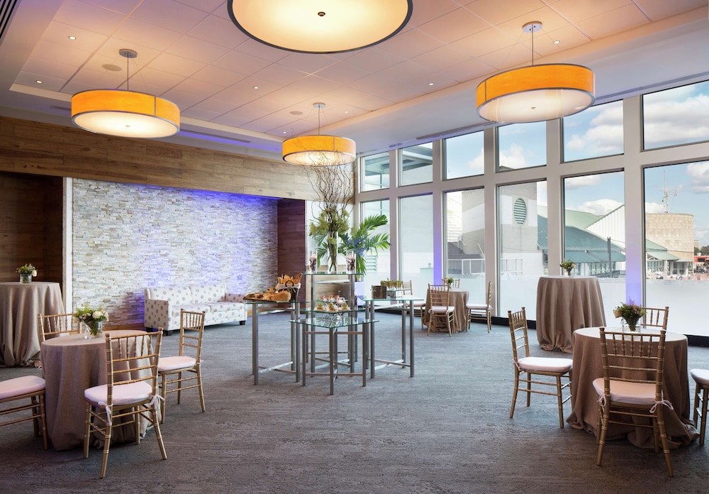 Hilton Philadelphia at Penn's Landing - photo 89