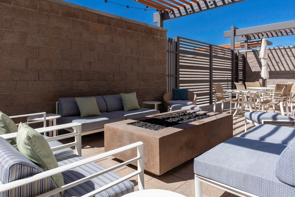 Fairfield by Marriott Inn & Suites Buckeye Verrado - photo 15