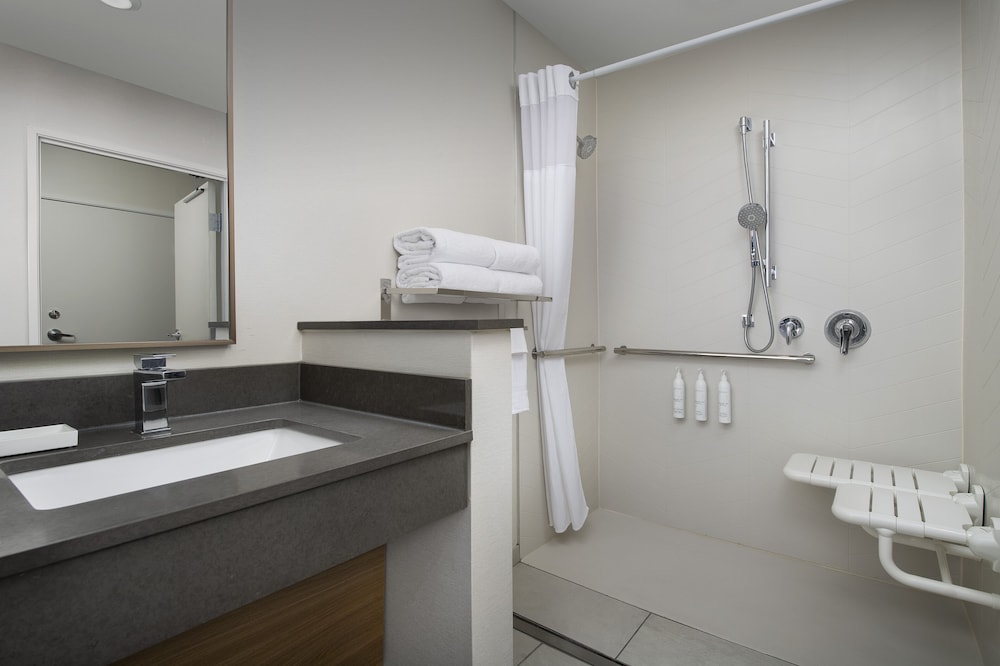 Fairfield Inn & Suites by Marriott Aberdeen - photo 12