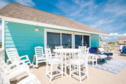 Just Beachy by Oak Island Accommodations - photo 39