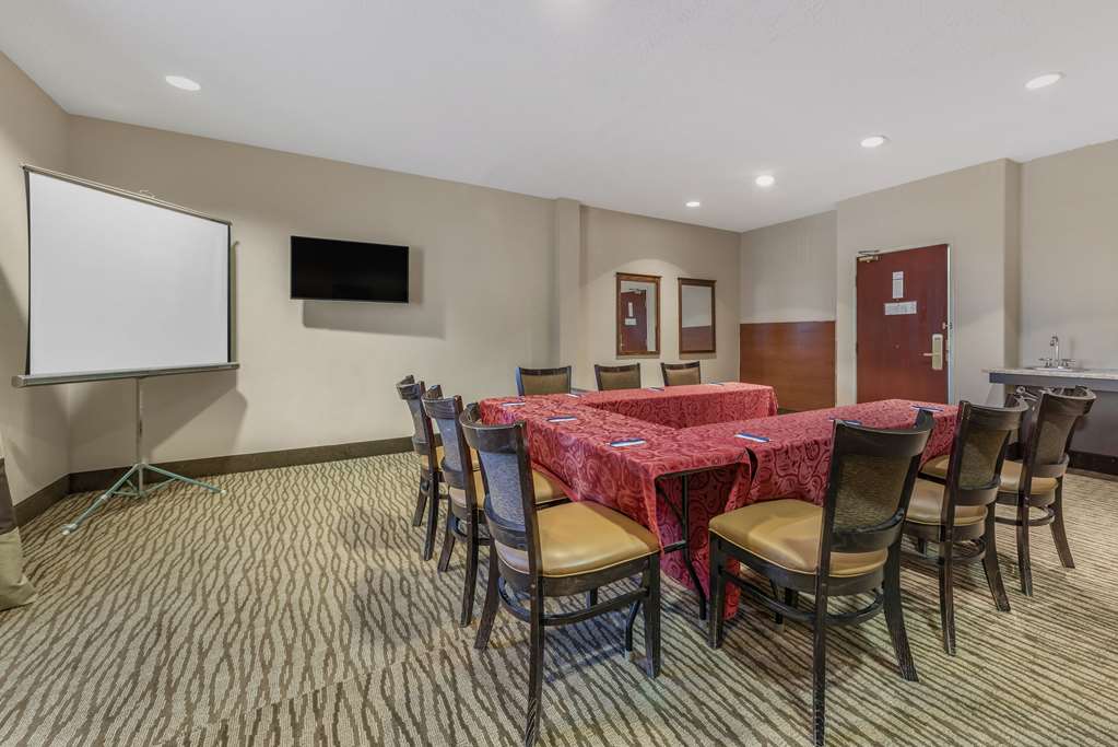 Comfort Suites Castle Rock - photo 22