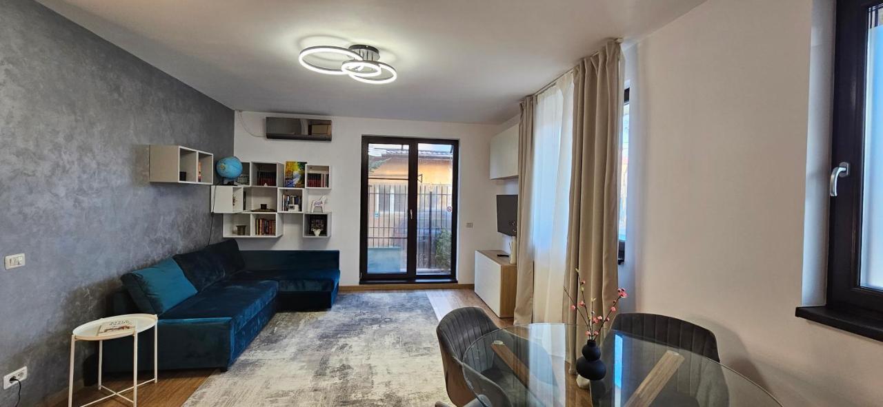 Exclusive Living Apartment — 4-Star Luxury Hotel in Bucharest, Romania
