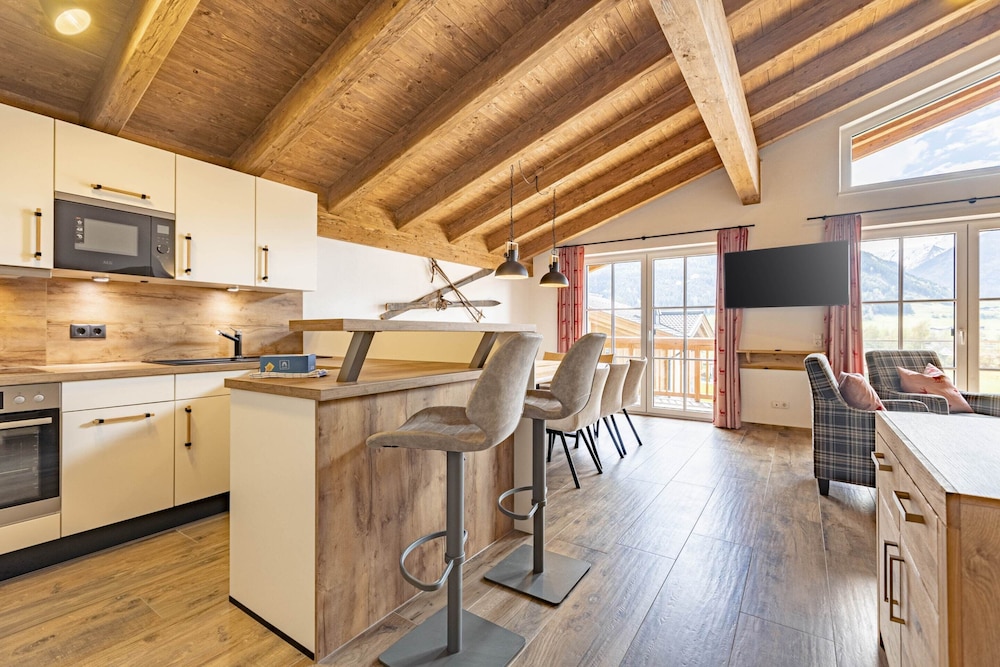 Superior Ferienhaus # 5B mit Sauna in Uttendorf, Austria