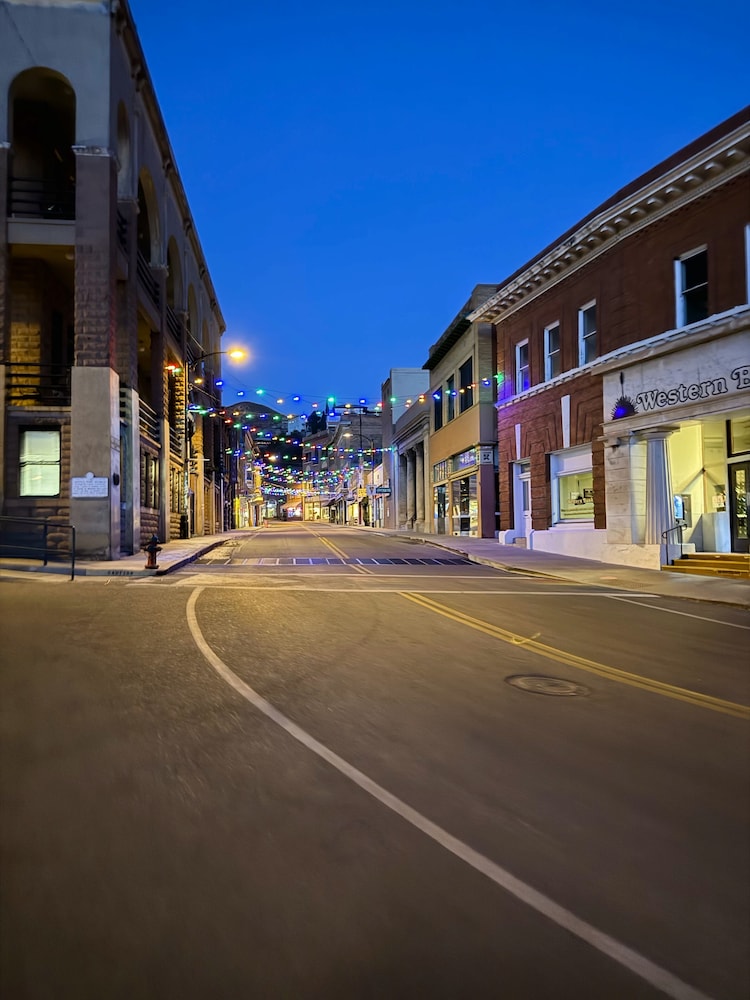 The Block Hotel Bisbee - photo 40