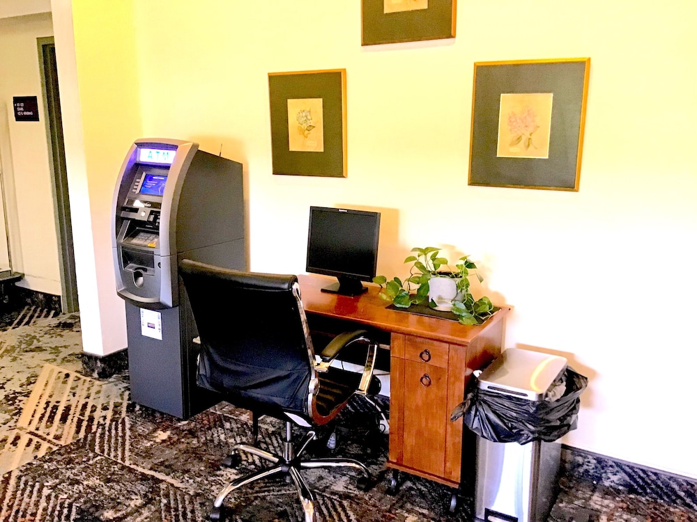 Knights Inn & Suites Dublin - photo 19