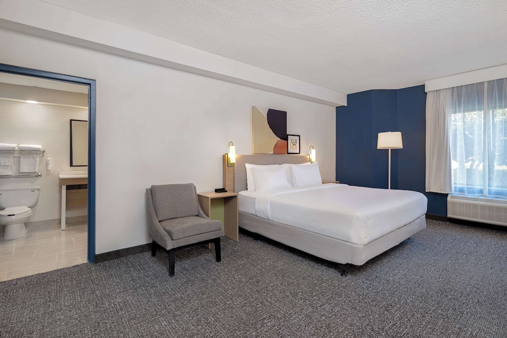 Spark by Hilton Bentonville - photo 19