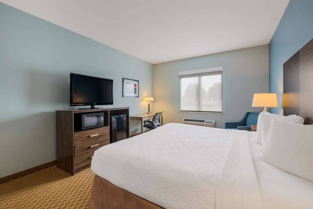 Best Western South Plains Inn & Suites - photo 27