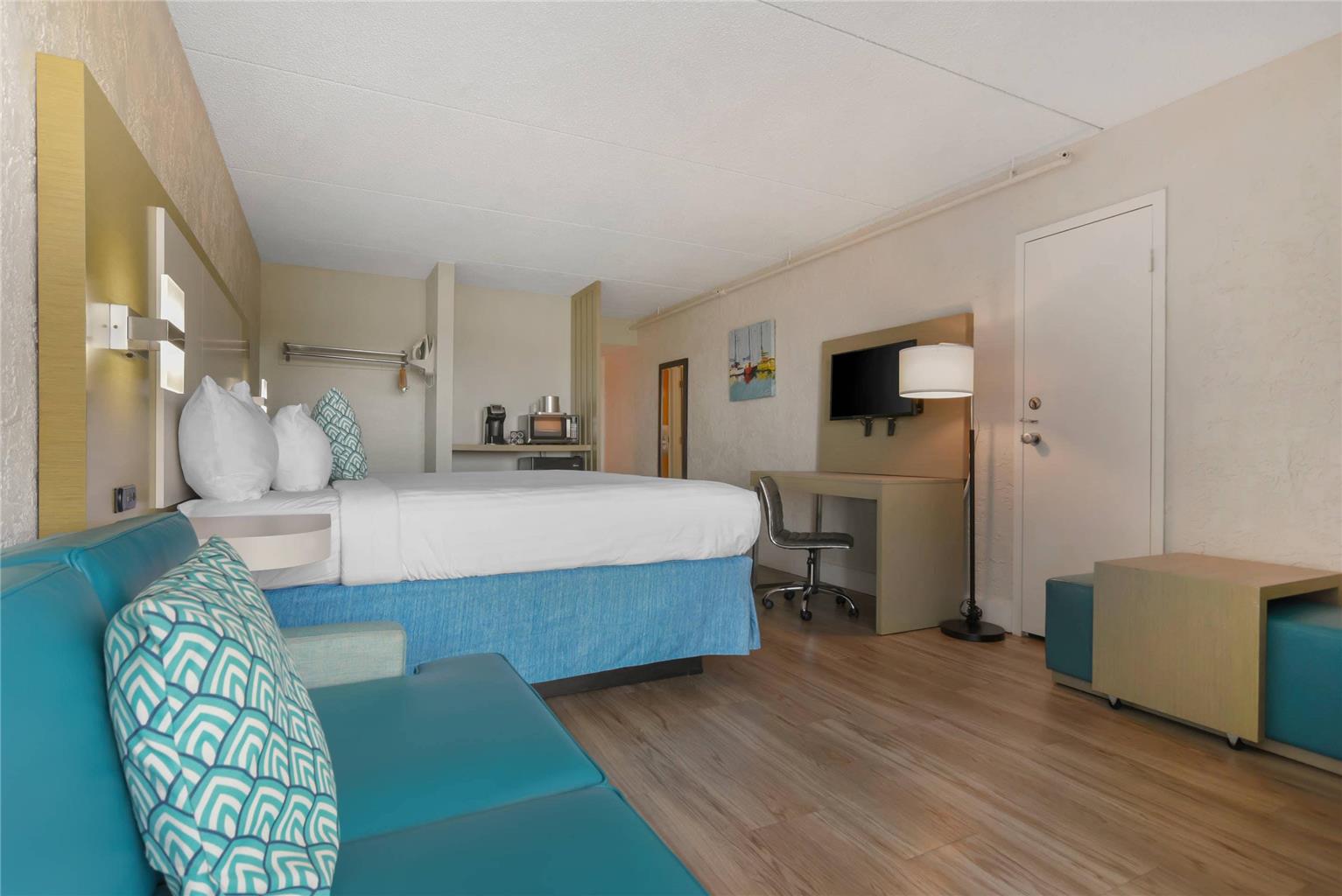 Inn on Destin Harbor an Ascend Collection Hotel - photo 11