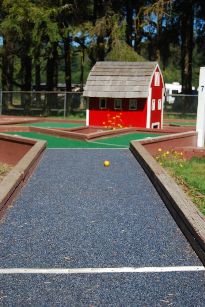 Thunderbird RV & Camping Resort - photo 14