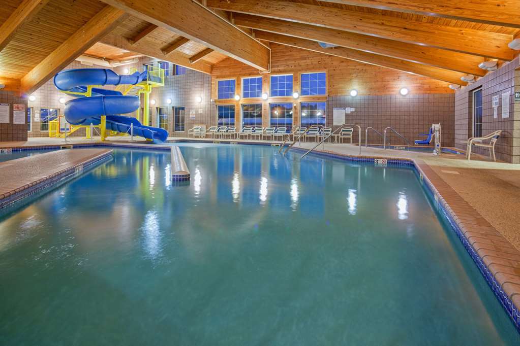 AmericInn by Wyndham Wetmore Munising - photo 8