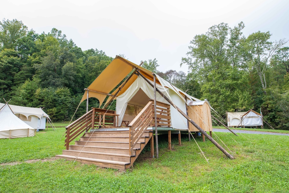 Under Canvas Great Smoky Mountains - photo 13