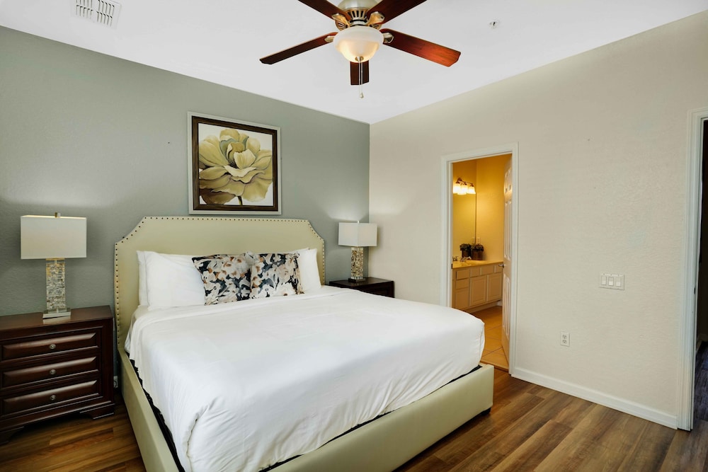 Spacious Townhome W patio & Garage Sleeps10 - photo 21