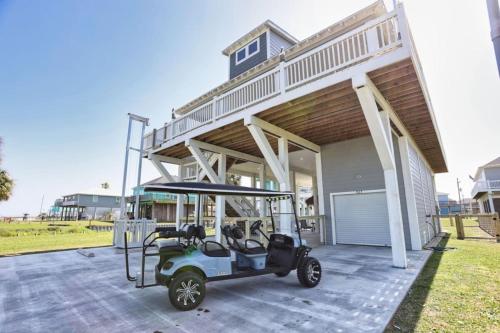 Golf Cart Rental Playscape — 4-Star Luxury Hotel in Bolivar Peninsula, United States