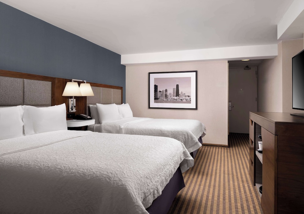 Hampton Inn Chicago Downtown Magnificent Mile - photo 11
