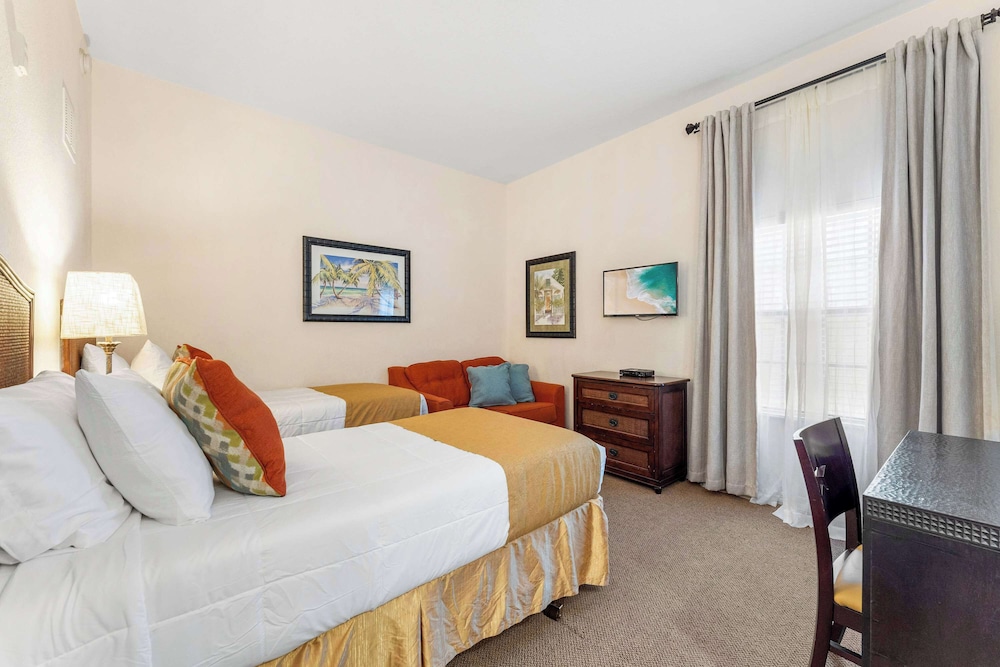 Caribe Cove Breeze Sleeps 6 - photo 2