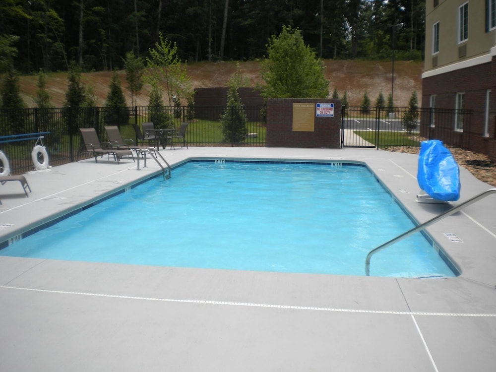 Candlewood Suites Atlanta West I 20 by IHG - photo 26