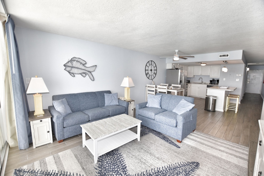 0403 Waters Edge Resort 1 Bedroom Condo by RedAwning - photo 9
