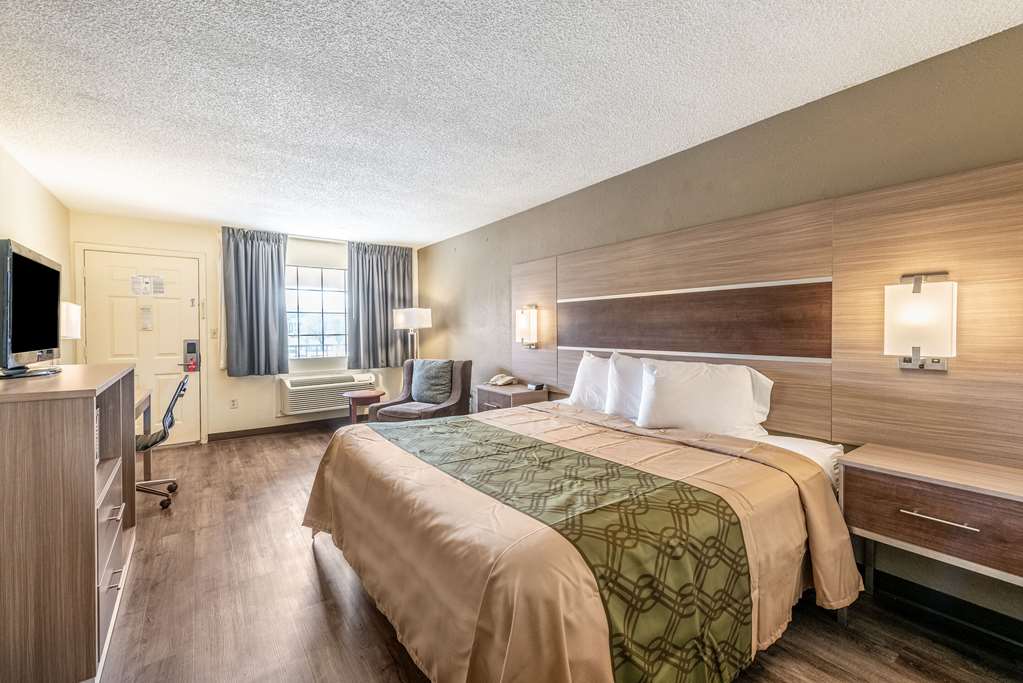 Econo Lodge Vicksburg - photo 13